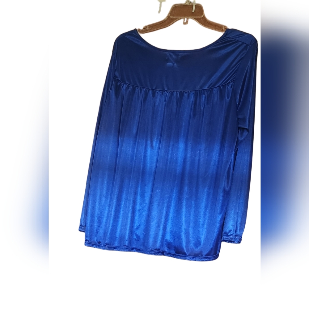 Blue intimates - Picture 2 of 4